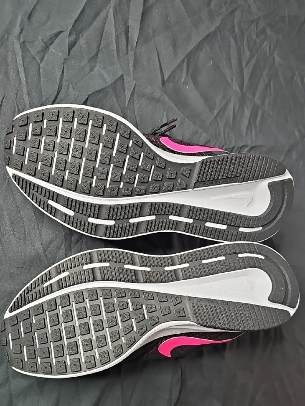 Nike Run Swift 3 NIB - Picture 4 of 5